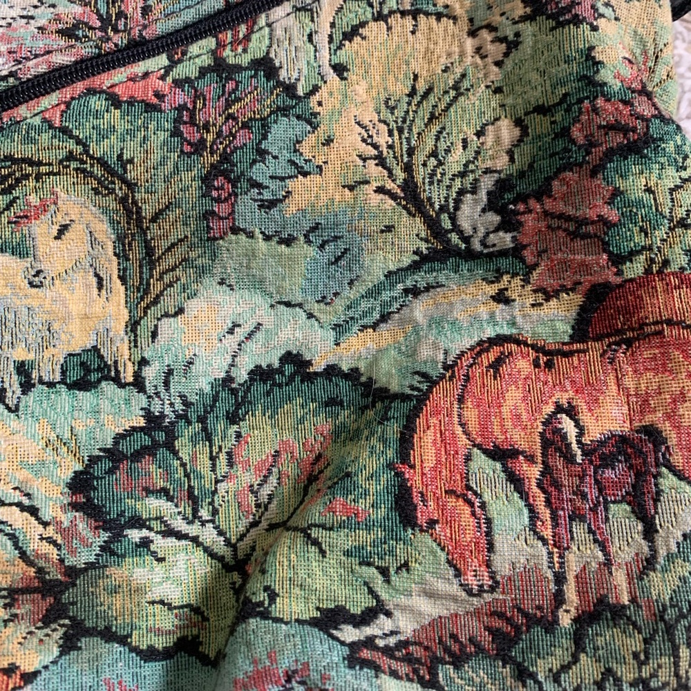 Beautiful Vintage Tapestry Horse Print Crossbody Bag - Picture 3 of 5